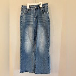 Blue Wide-Leg Jeans- Size: 6 Short